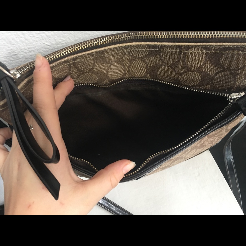 Coach cream, tan and brown crossbody bag - Picture 5 of 7